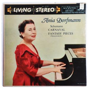 Carnaval / Fantasy Pieces = Fantasiestücke · Ania Dorfmann