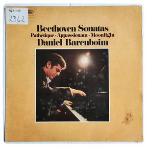 Beethoven Sonatas: Pathétique * Appassionata * Moonlight · Ludwig van Beethoven