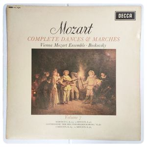 Complete Dances & Marches (Volume 7)  · Wolfgang Amadeus Mozart