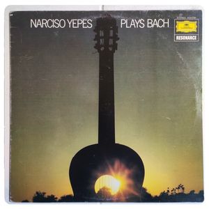 Narciso Yepes Plays Bach · Narciso Yepes