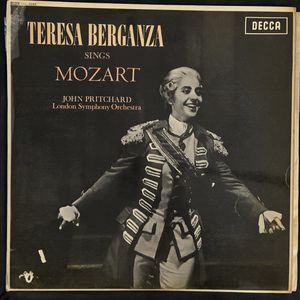 Teresa Berganza Sings Mozart · Teresa Berganza