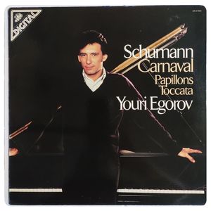 Youri Egorov Plays Schumann: Carnaval, Papillons, Toccata · Robert Schumann