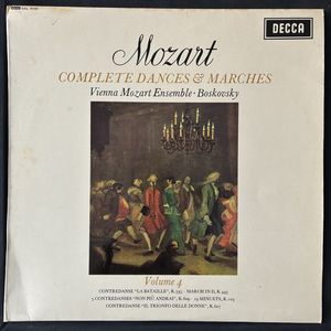 Complete Dances & Marches (Volume 4) · Wolfgang Amadeus Mozart