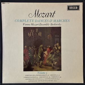 Complete Dances & Marches (Volume 5) · Wolfgang Amadeus Mozart