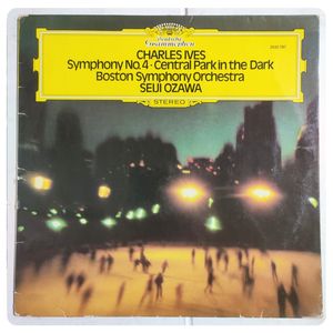Symphony No.4 / Central Park In The Dark · Charles Ives