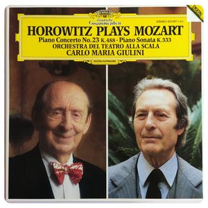 Horowitz Plays Mozart: Piano Concerto No. 23 K. 488 • Piano Sonata K. 333 · Wolfgang Amadeus Mozart