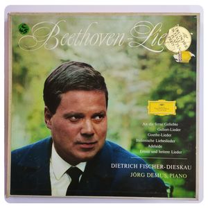 Lieder von Haydn • Beethoven • Schubert • Mendelssohn • Schumann • Brahms • Wolf • Strauss · Dietrich Fischer-Dieskau