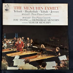 The Menuhin Family: Three Piano Concerto / Two Piano Concerto · Wolfgang Amadeus Mozart