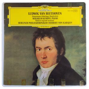 Pianosonates Pathétique/Mondschein Wilhelm Kempff, Piano Slotkoor Negende Symfonie Berliner Philharmoniker Herbert Von Karajan · Ludwig van Beethoven