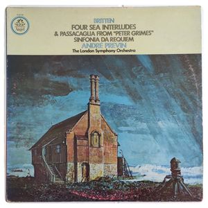 Four Sea Interludes From "Peter Grimes" / Sinfonia Da Requiem · Benjamin Britten